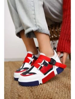 Sneakers In Weiß/ Rot/ Schwarz