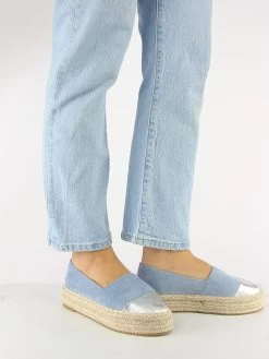 Espadrilles In Hellblau