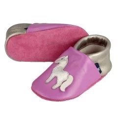 Hausschuhe / Lederpuschen Mit Pferd In Lila / Silber 6 Hausschuhe / Lederpuschen Mit Pferd In Lila / Silber -Günstiges Schuh Himmel Geschäft pantau its a small world hausschuhe lederpuschen mit pferd in lila silber 2